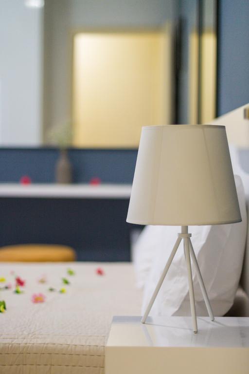 White Coral Apartment Rethymno  Bagian luar foto