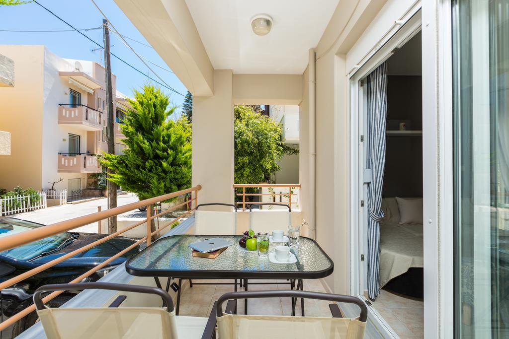 White Coral Apartment Rethymno  Bagian luar foto