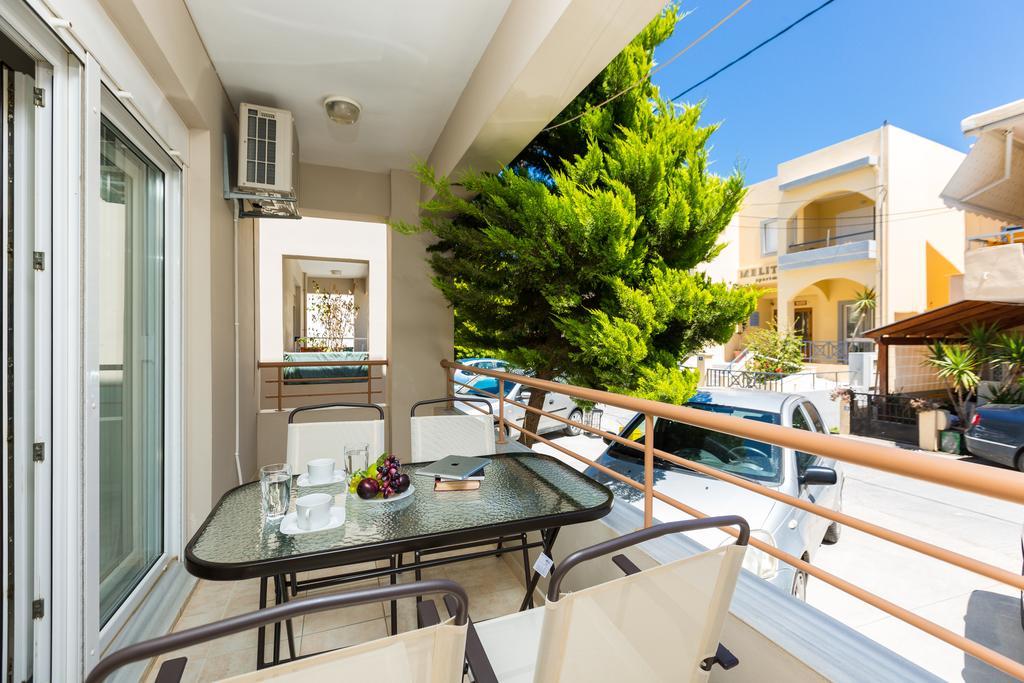 White Coral Apartment Rethymno  Bagian luar foto