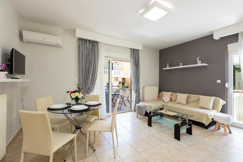White Coral Apartment Rethymno  Bagian luar foto