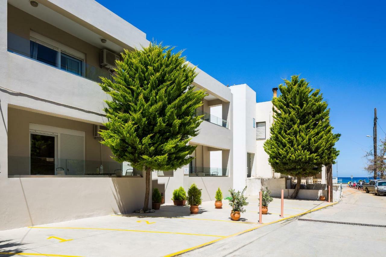 White Coral Apartment Rethymno  Bagian luar foto