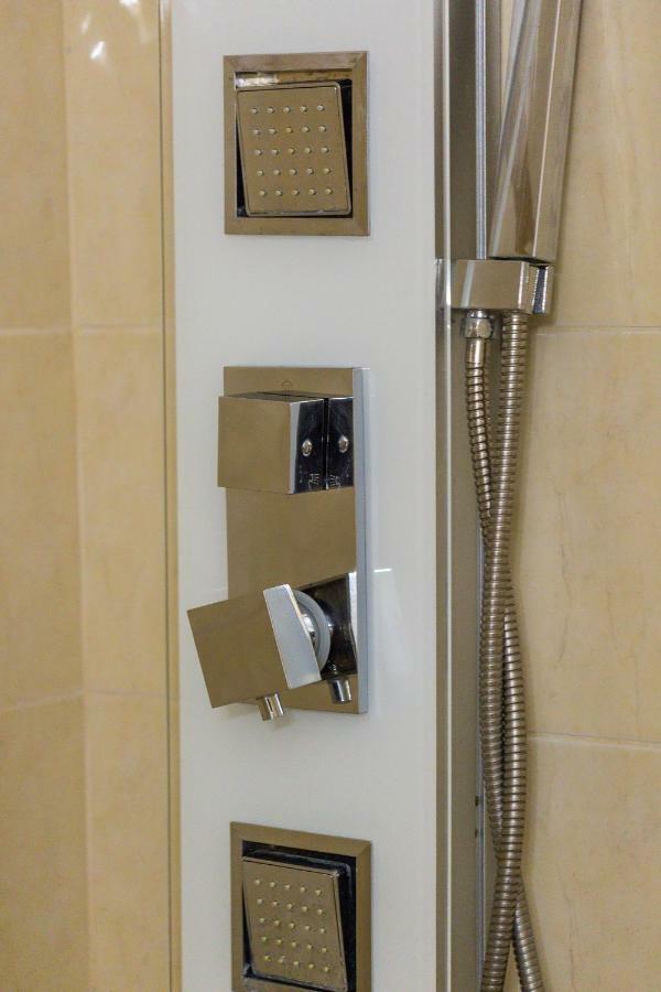 White Coral Apartment Rethymno  Bagian luar foto